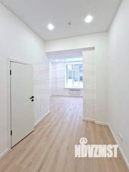 Студия квартира, вторичка, 32м2, 1/4 этаж