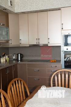 3-к квартира, вторичка, 103м2, 18/18 этаж