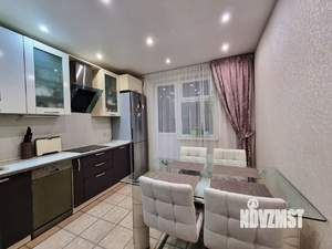 2-к квартира, вторичка, 65м2, 11/23 этаж