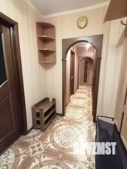 3-к квартира, вторичка, 57м2, 2/4 этаж