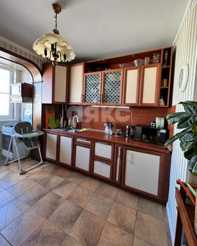 3-к квартира, вторичка, 65м2, 9/10 этаж