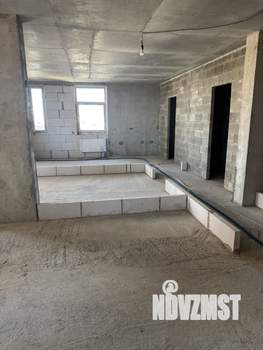 4-к квартира, вторичка, 95м2, 9/23 этаж