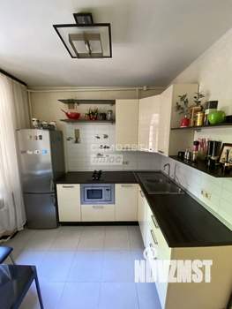 3-к квартира, вторичка, 64м2, 2/5 этаж