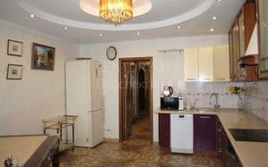 3-к квартира, вторичка, 140м2, 14/23 этаж