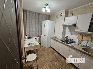 2-к квартира, вторичка, 40м2, 1/9 этаж