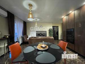 2-к квартира, вторичка, 70м2, 13/22 этаж