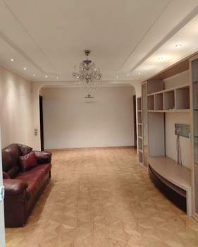 3-к квартира, вторичка, 98м2, 4/8 этаж