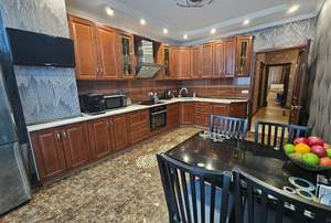 2-к квартира, вторичка, 70м2, 7/17 этаж