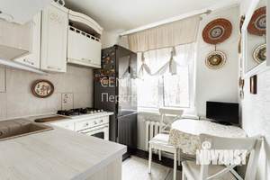 2-к квартира, вторичка, 40м2, 5/5 этаж