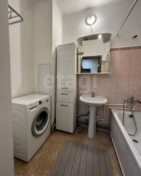 2-к квартира, вторичка, 56м2, 2/17 этаж