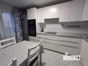 2-к квартира, вторичка, 63м2, 15/17 этаж