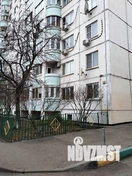 2-к квартира, вторичка, 61м2, 1/17 этаж