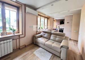 2-к квартира, вторичка, 43м2, 1/5 этаж