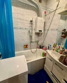 3-к квартира, вторичка, 70м2, 3/3 этаж