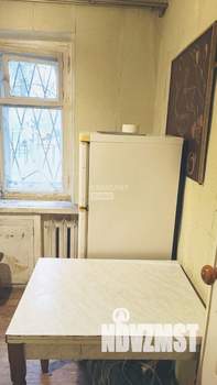 2-к квартира, вторичка, 42м2, 1/3 этаж