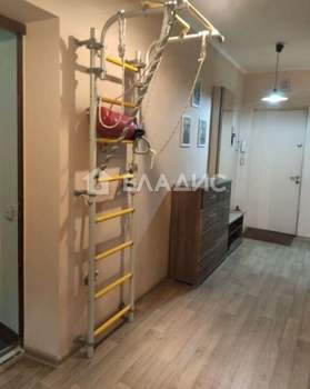 4-к квартира, вторичка, 74м2, 7/9 этаж