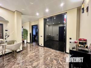 2-к квартира, вторичка, 65м2, 13/22 этаж