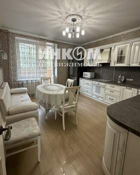 2-к квартира, вторичка, 77м2, 4/17 этаж
