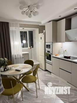 2-к квартира, вторичка, 61м2, 5/17 этаж
