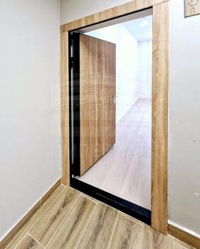 Студия квартира, вторичка, 13м2, 1/4 этаж