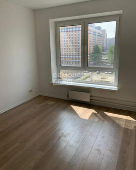 3-к квартира, вторичка, 60м2, 6/25 этаж