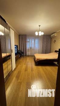 3-к квартира, вторичка, 135м2, 10/25 этаж