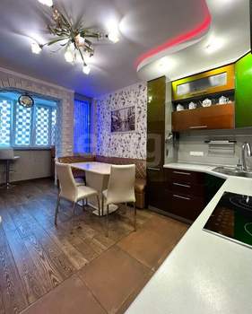 3-к квартира, вторичка, 81м2, 3/18 этаж