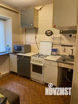 2-к квартира, вторичка, 44м2, 1/4 этаж