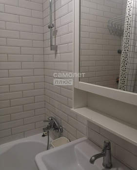 3-к квартира, вторичка, 77м2, 23/24 этаж