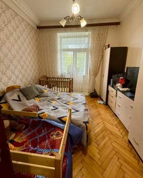 3-к квартира, вторичка, 70м2, 3/3 этаж