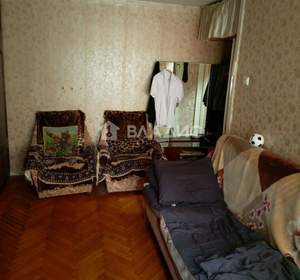 2-к квартира, вторичка, 42м2, 1/9 этаж