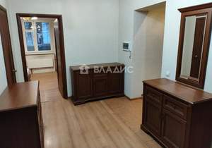 2-к квартира, вторичка, 72м2, 2/6 этаж