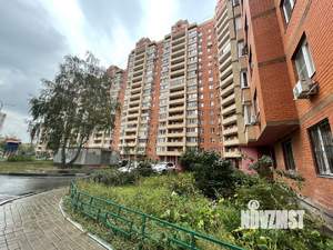 2-к квартира, вторичка, 66м2, 1/17 этаж