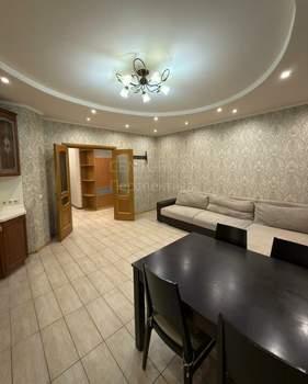 1-к квартира, вторичка, 63м2, 7/17 этаж