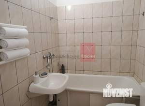 3-к квартира, вторичка, 77м2, 10/25 этаж