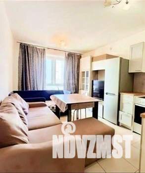 2-к квартира, вторичка, 42м2, 8/25 этаж