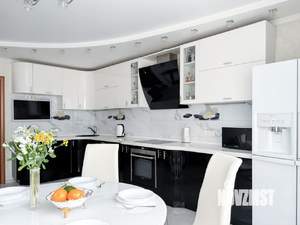 3-к квартира, вторичка, 130м2, 8/25 этаж