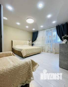 2-к квартира, вторичка, 66м2, 10/17 этаж