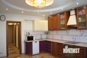 3-к квартира, вторичка, 140м2, 14/23 этаж