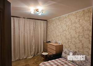 2-к квартира, вторичка, 40м2, 1/9 этаж