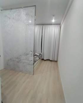 Студия квартира, вторичка, 17м2, 1/4 этаж