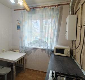 2-к квартира, вторичка, 43м2, 1/5 этаж
