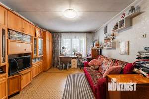 3-к квартира, вторичка, 54м2, 1/9 этаж