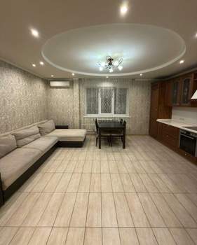 2-к квартира, вторичка, 63м2, 7/17 этаж