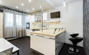 3-к квартира, вторичка, 102м2, 15/24 этаж