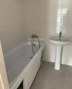 3-к квартира, вторичка, 60м2, 6/25 этаж