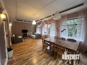 3-к квартира, вторичка, 120м2, 2/3 этаж