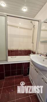 2-к квартира, вторичка, 54м2, 1/17 этаж