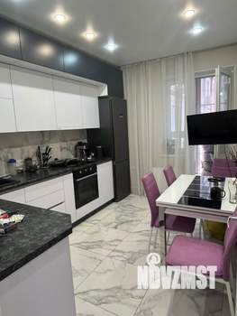 2-к квартира, вторичка, 52м2, 10/17 этаж