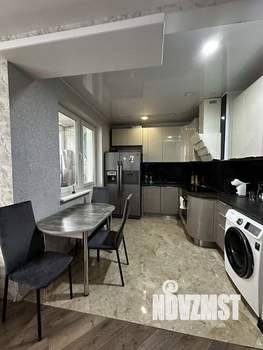 2-к квартира, вторичка, 57м2, 1/17 этаж